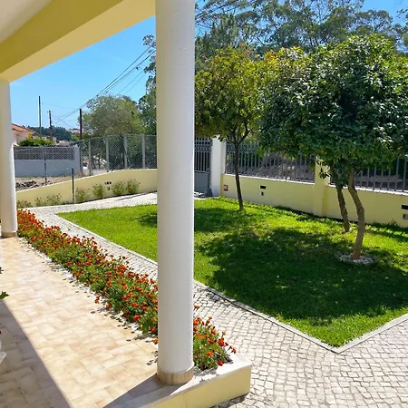 Δωμάτια σε οικογενειακή κατοικία Lolik