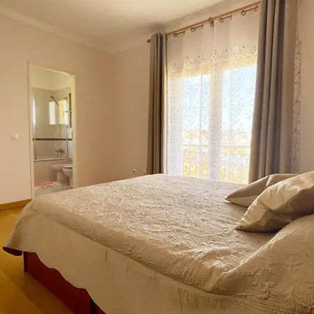 Rum i privatbostad Lolik *